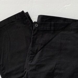 Men's Black Flat Front Chino